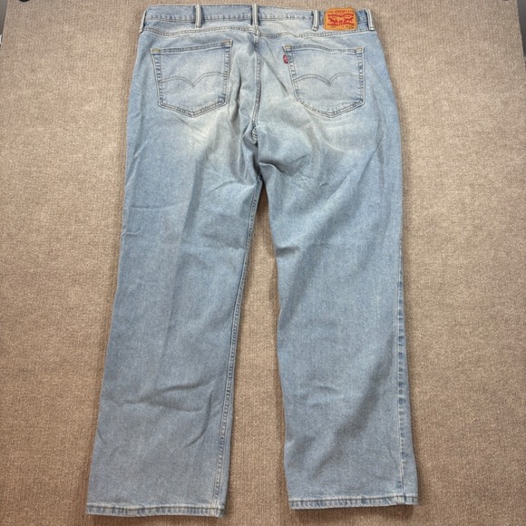 Levi 559 Light Wash Distressed Demin Jeans Men's Size 42x31 EUC - Picture 3 of 7